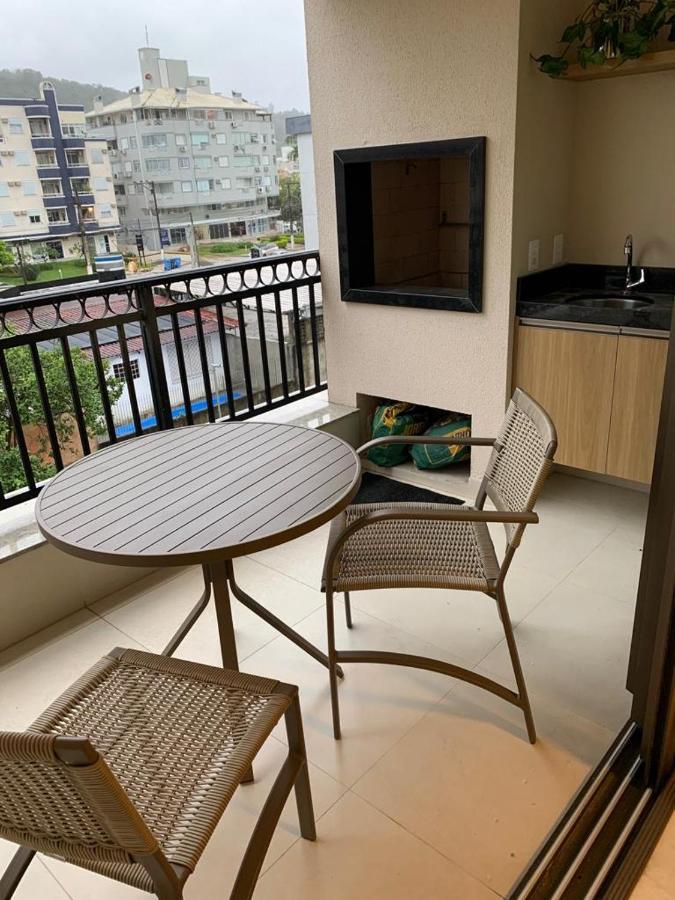 Apto Novo A Uma Quadra Da Praia Florianópolis Kültér fotó